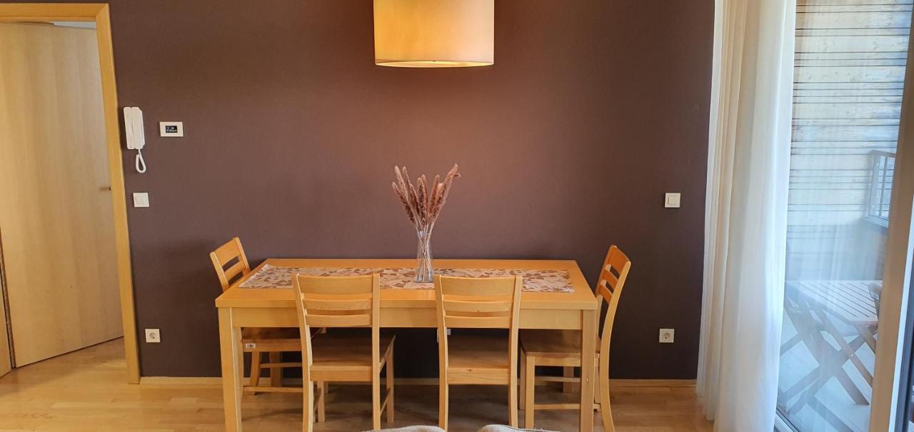 Mari 14 Apartment Maribor Bagian luar foto