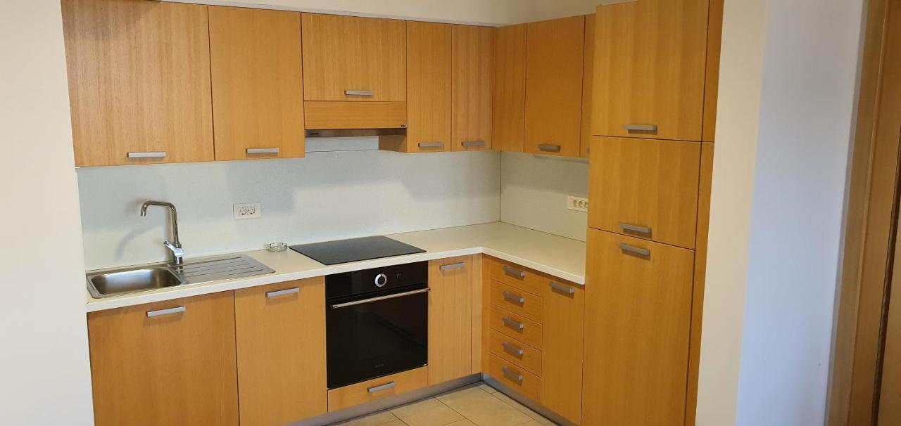 Mari 14 Apartment Maribor Bagian luar foto