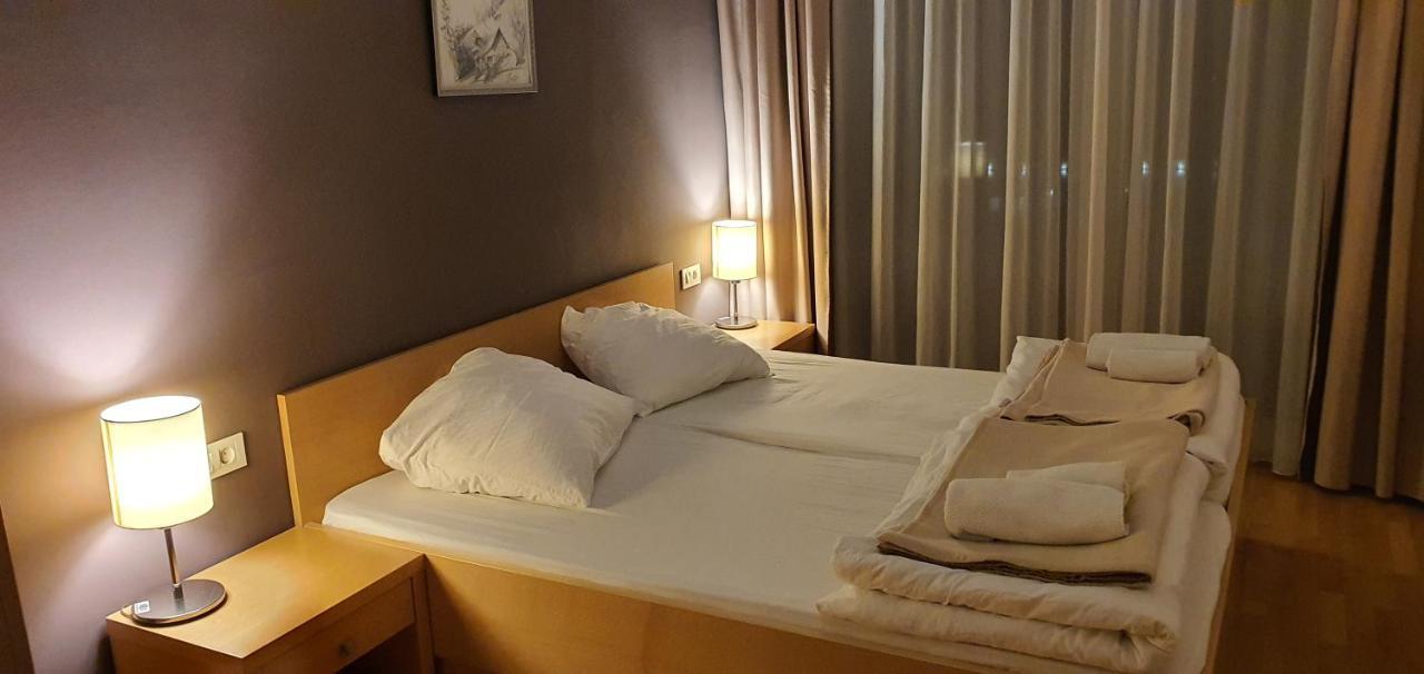Mari 14 Apartment Maribor Bagian luar foto